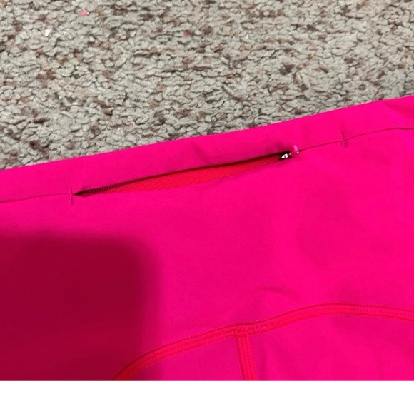 Lululemon InStill leggings - Picture 2 of 4